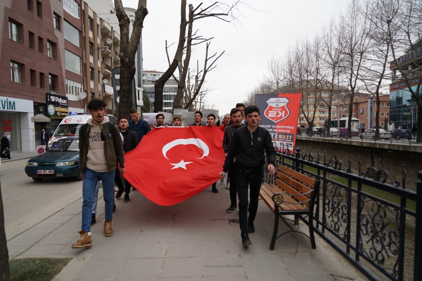 Yürüyüş güzergahları ve miting alanları açıklandı;