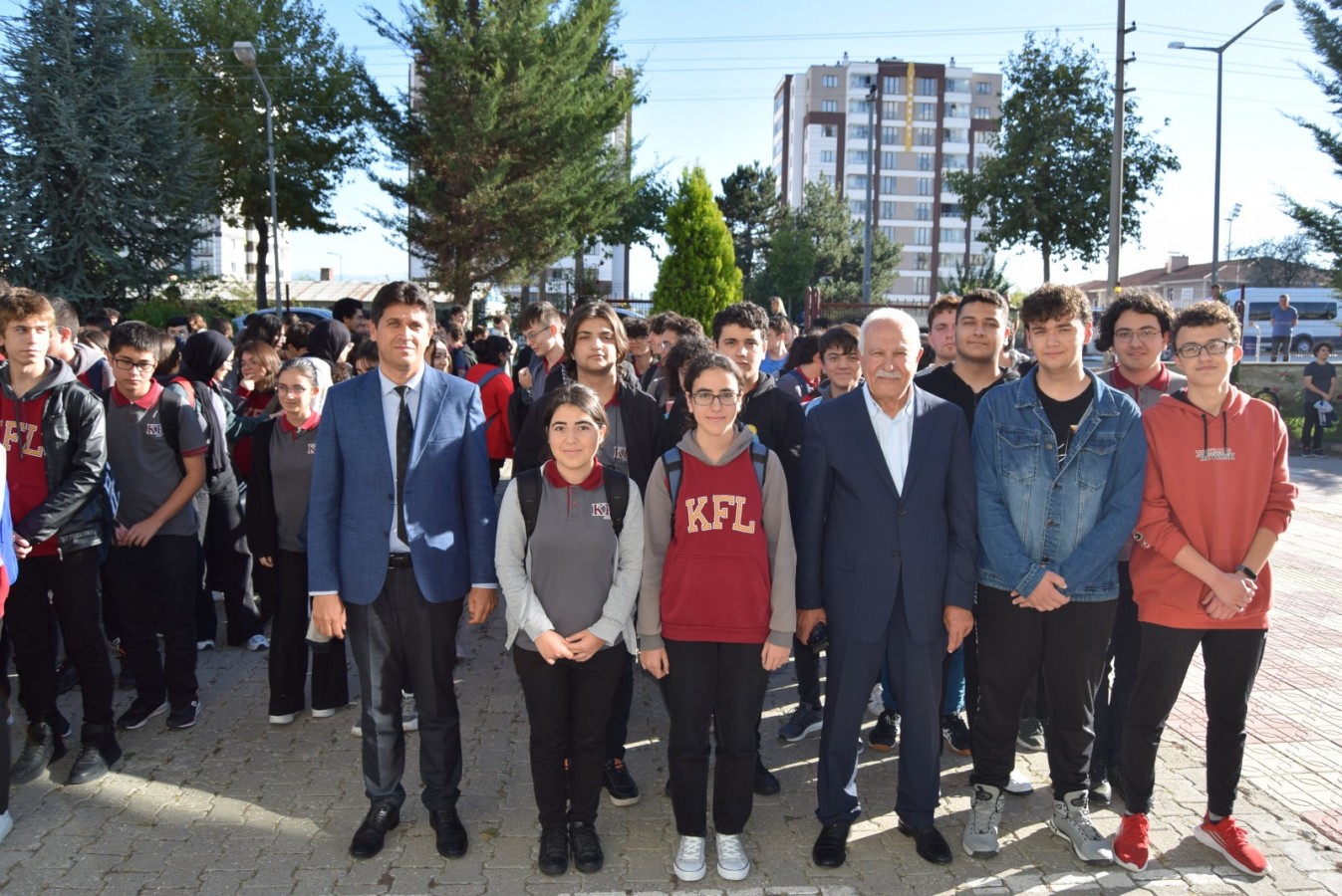 ‘Fen Lisesi’nin başarısından büyük mutluluk duyuyoruz’;