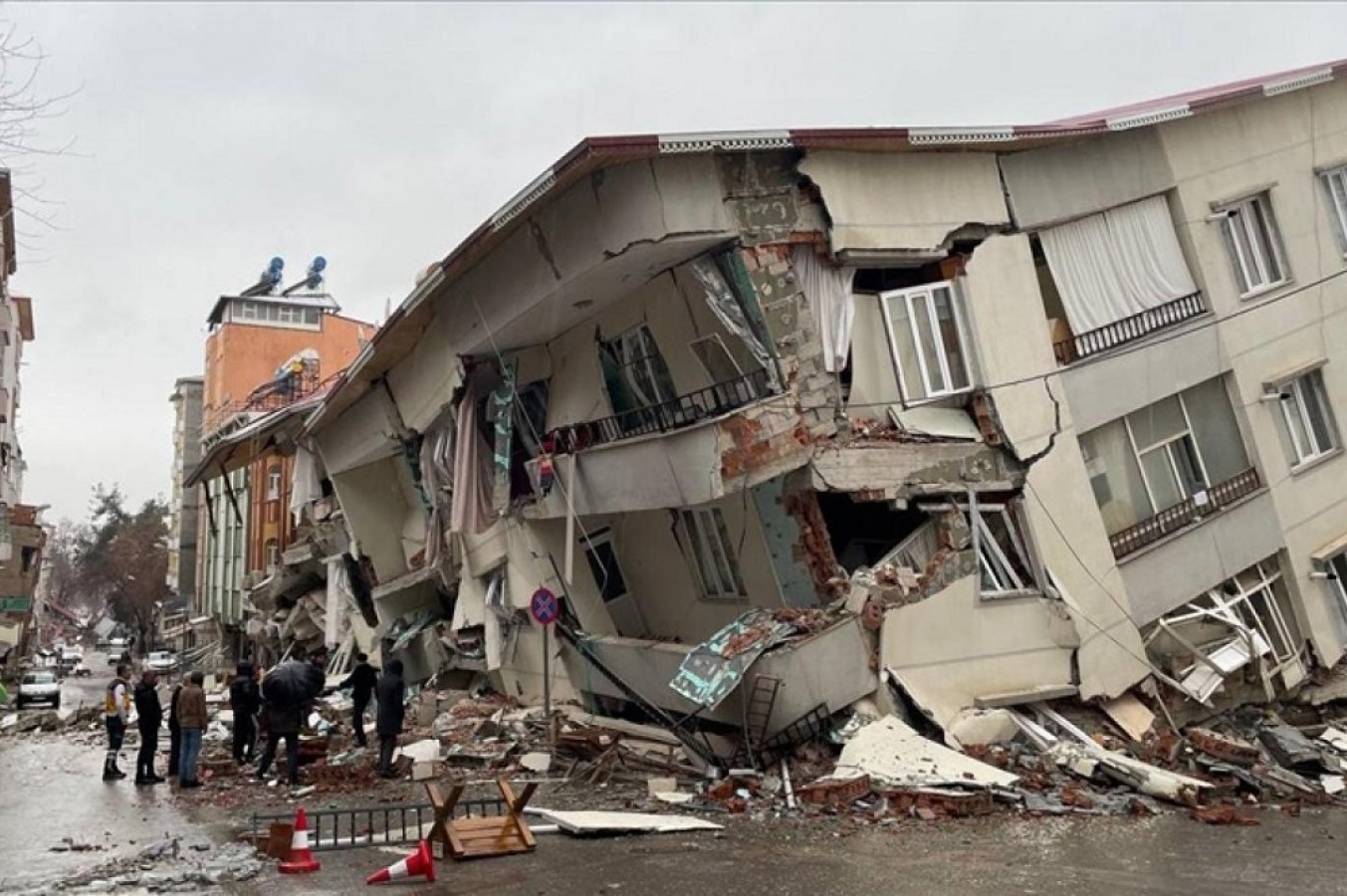 TBMM'de Deprem Araştırma Komisyonu kuruldu;