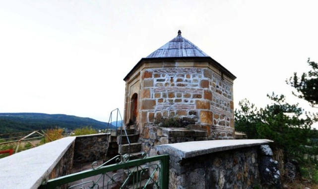 Kastamonu Terzi Köyü Adil Bey Türbesi nerede? Terzi Köyü Adil Bey Türbesi'ne nasıl gidilir?