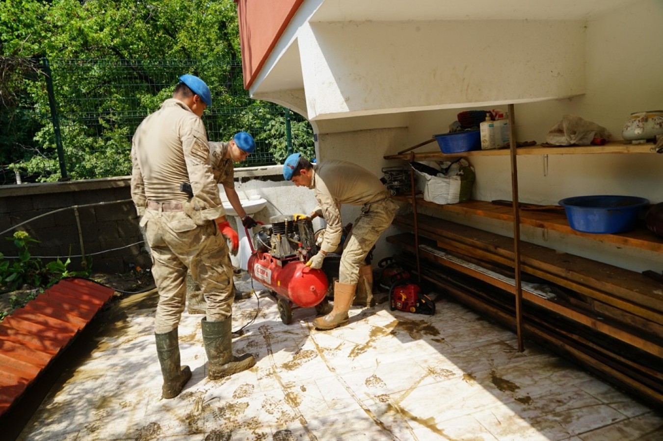 Anlatırken gözyaşlarına boğuldu;