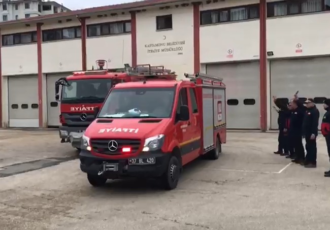 Kastamonu İtfaiyesi, yola çıktı;