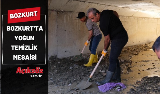 Bozkurt'ta yoğun temizlik mesaisi: Başkan da eline kürek aldı