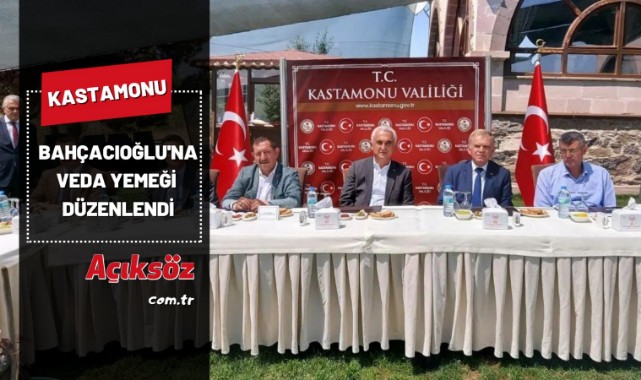 Bahçacıoğlu'na veda yemeği...;