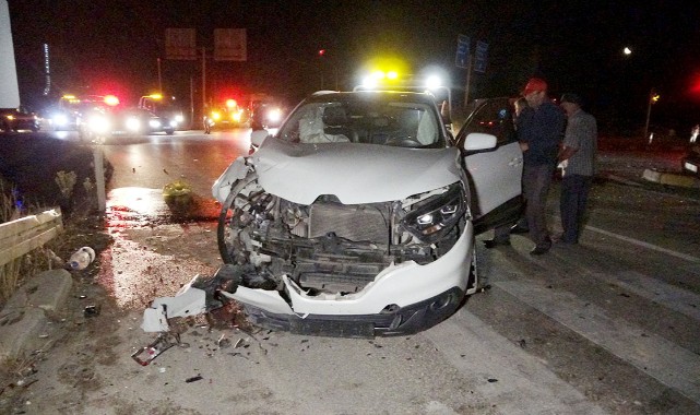Kastamonu-Tosya Kavşağı’nda feci kaza: 4 yaralı;