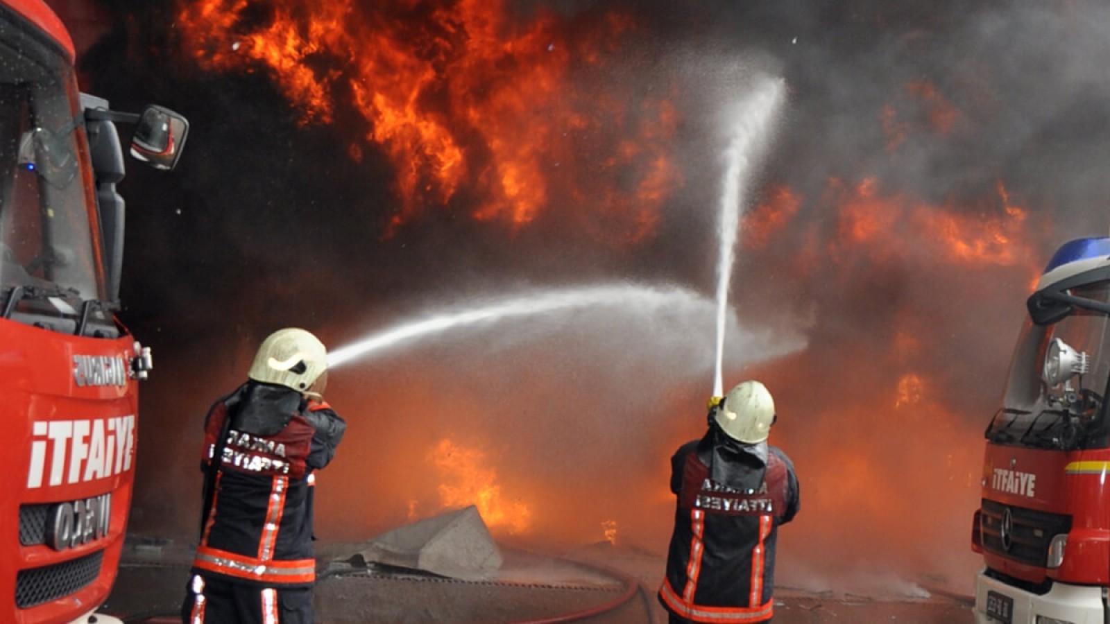 Kastamonu İtfaiyesi, olaydan olaya koştu!;