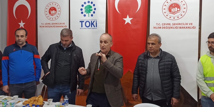 TOKİ Başkanı Bulut, Bozkurt’ta işçilerle iftar yaptı;