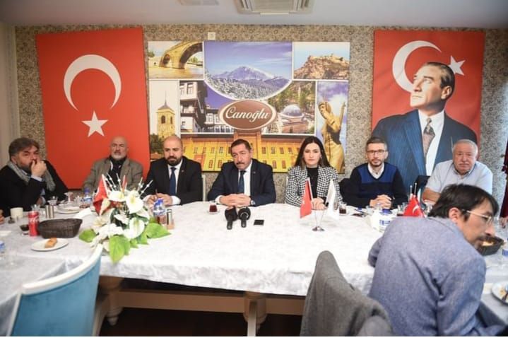 Vidinlioğlu, basının gününü kutladı;