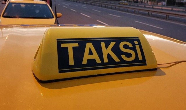 Taksiciler taksimetre ayarı için kuyruğa girdi;