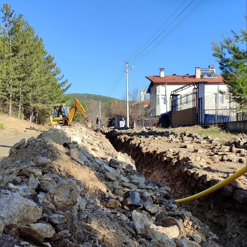 Araç’ta doğalgaz çalışmaları hız kesmiyor;