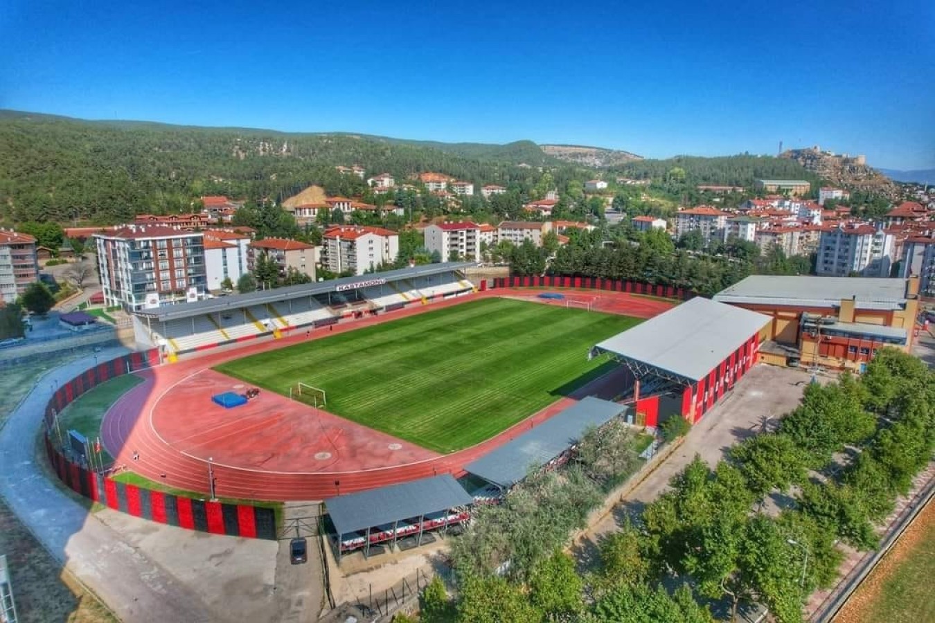 Kastamonu Stadı ‘tasarruf’a mı takıldı?;