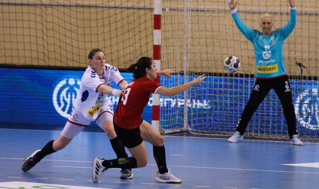 Kadın Milli Hentbol Takımı Sırbistan’a mağlup;