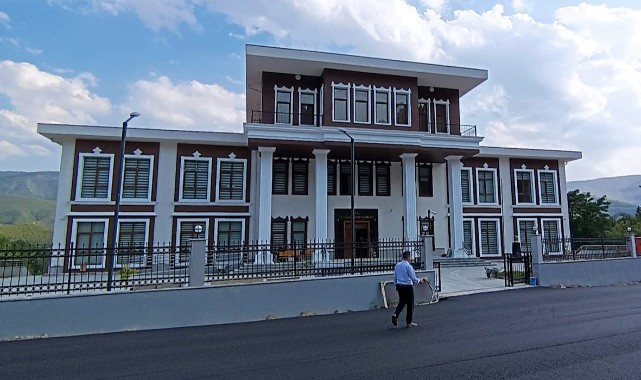 Hanönü Hükümet Konağı yeni binasına taşınıyor;