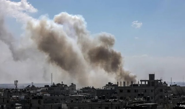 Gazze’ye hava saldırıları devam ediyor;