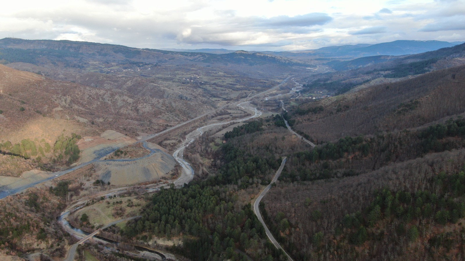 Araç-İhsangazi yolu ulaşıma kapatıldı;