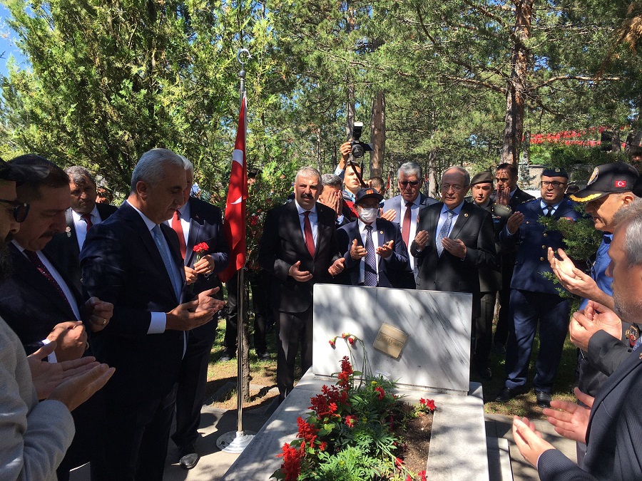 Kastamonu insanı, devleti ve milletinin emrinde;