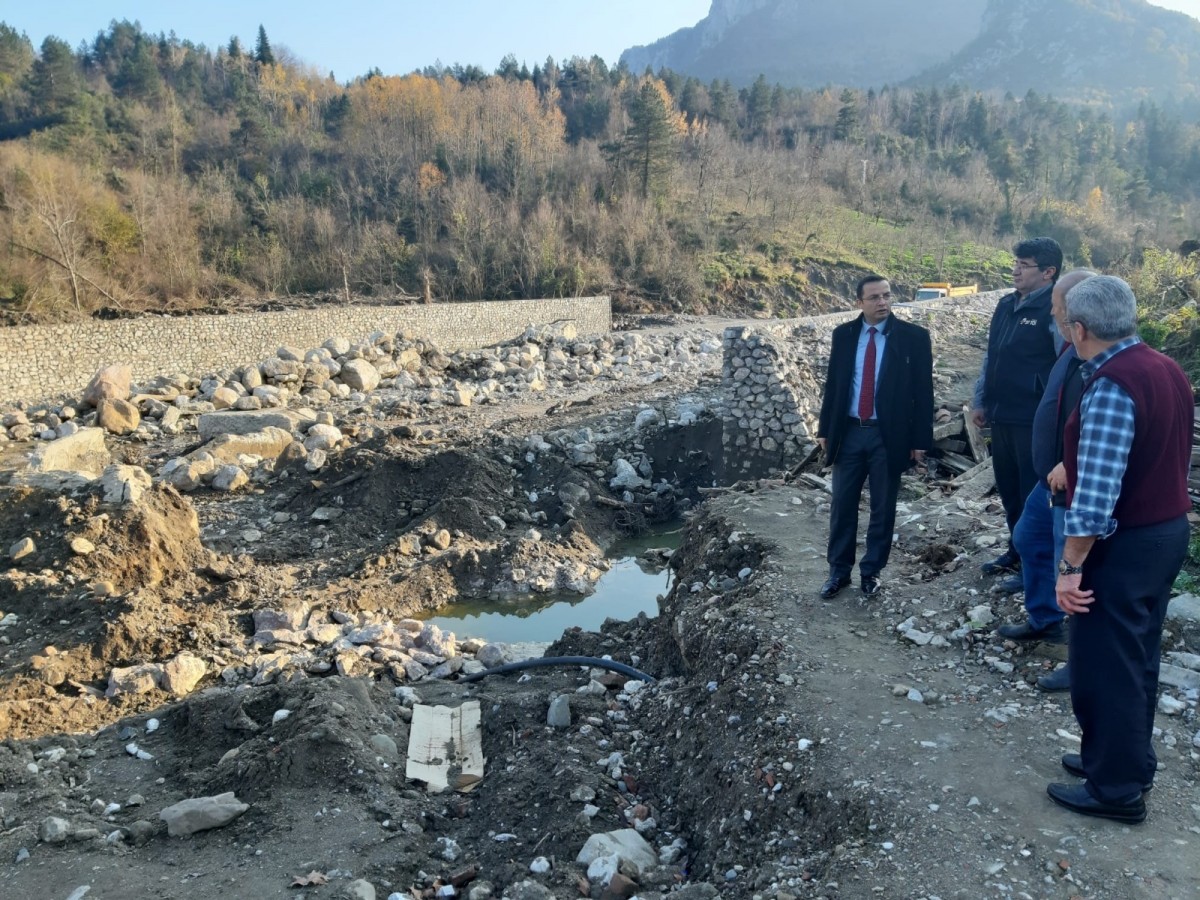 Selde taşan Zarbana Çayı’nda ıslah çalışmaları sürüyor;