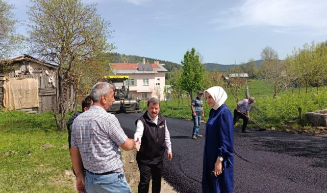 "Tüm köy yolarımızda iyileştirmeler devam edecek";