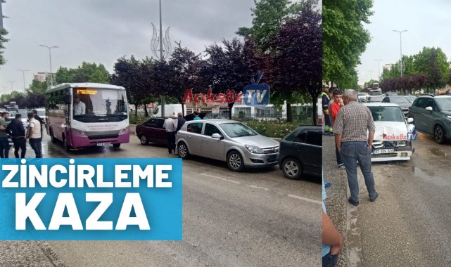 Salı pazarında zincirleme kaza;