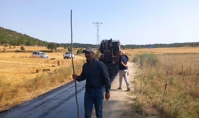 Akmescit ve Karayazıcılar'ın yolları asfaltlandı