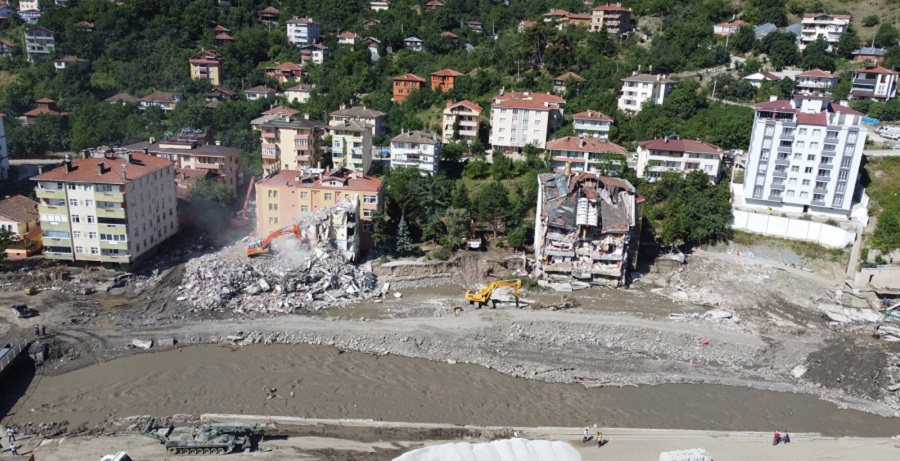 Afetzede Bozkurt'ta TOKİ'den uzlaşma talebi;