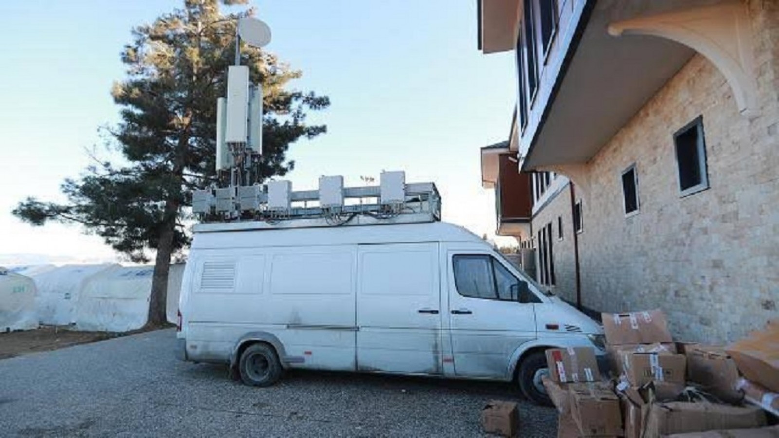 Deprem bölgesinde iletişim ağları güçlendiriliyor;