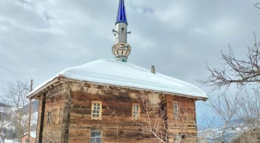 Çivisiz Camii’nin restorasyonu başladı;