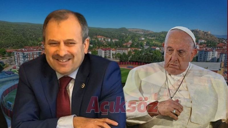 Uluay, ilginç ‘genelev ve papa’ fıkrasıyla gündem oldu…;