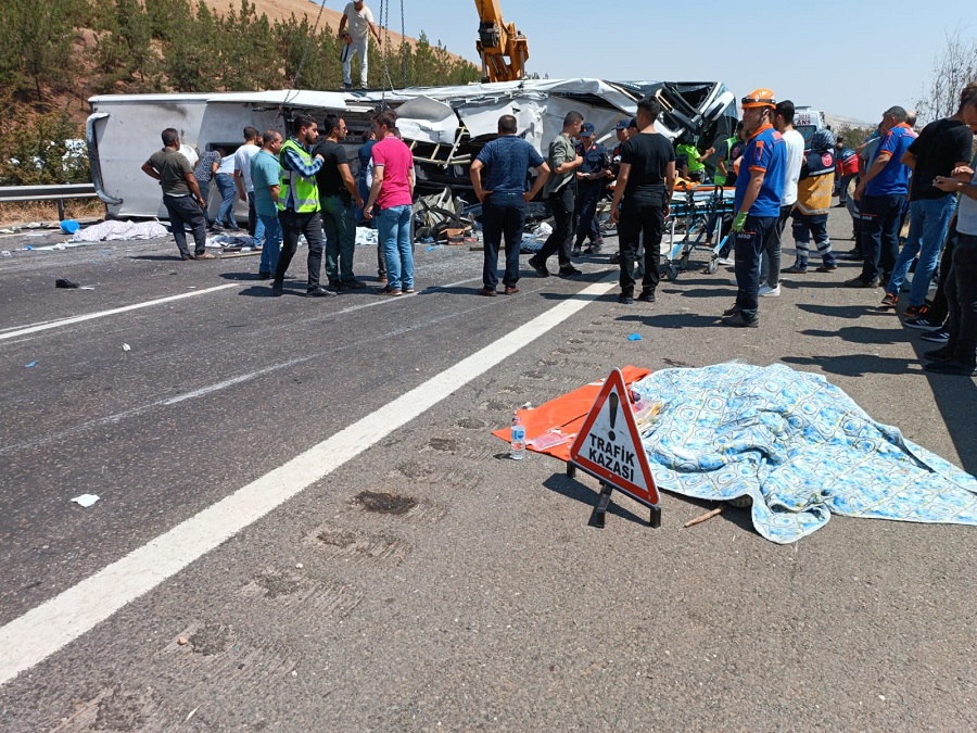 2017’de de ambulansa çarpmıştı;