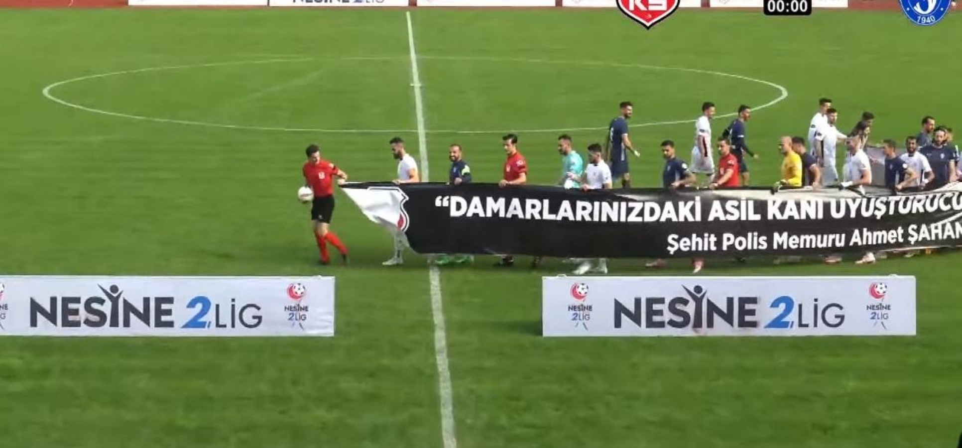 Gazi Stadı’nda 'anlamlı' pankart!