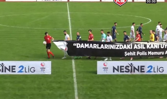 Gazi Stadı’nda 'anlamlı' pankart!