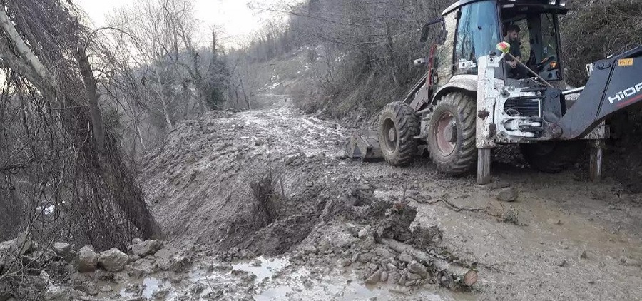 Kastamonu’da heyelanlar devam ediyor;