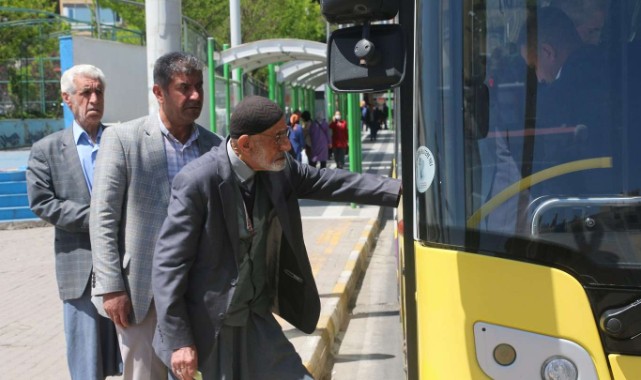 Emeklilerden bakana 'ücretsiz toplu ulaşım' mektubu;