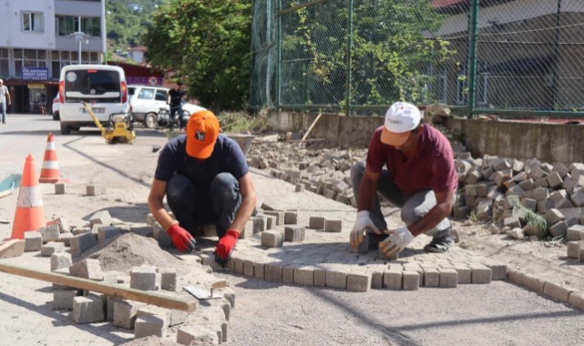 Önce söküldü sonra döşendi;