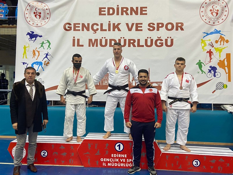 Judocularımız, Edirne'den kupayla döndü;
