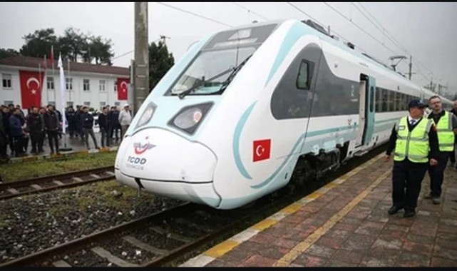 Yerli ve milli tren ilk kez yolcu taşıyacak;