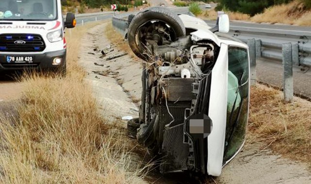 Yoldan çıkan otomobil yan yattı: 3’ü çocuk 6 yaralı;