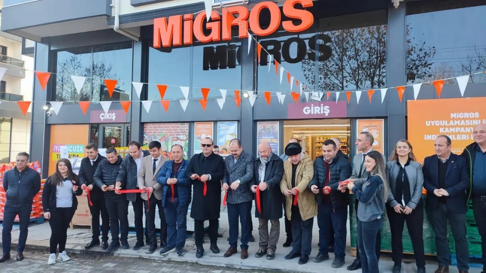 Tosya’ya Migros açıldı;