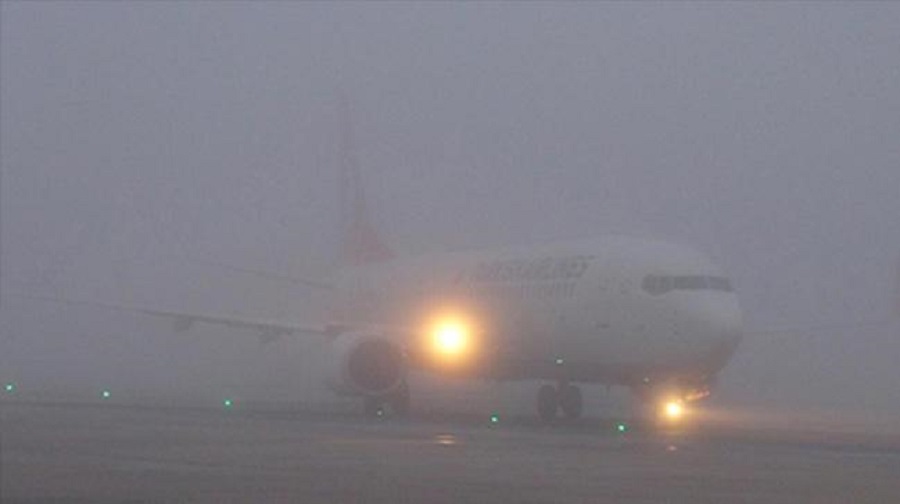 Havalimanındaki sis, uçuşu iptal ettirdi;
