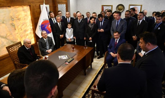 MHP lideri Bahçeli, Kastamonulu başkanla  görüştü;
