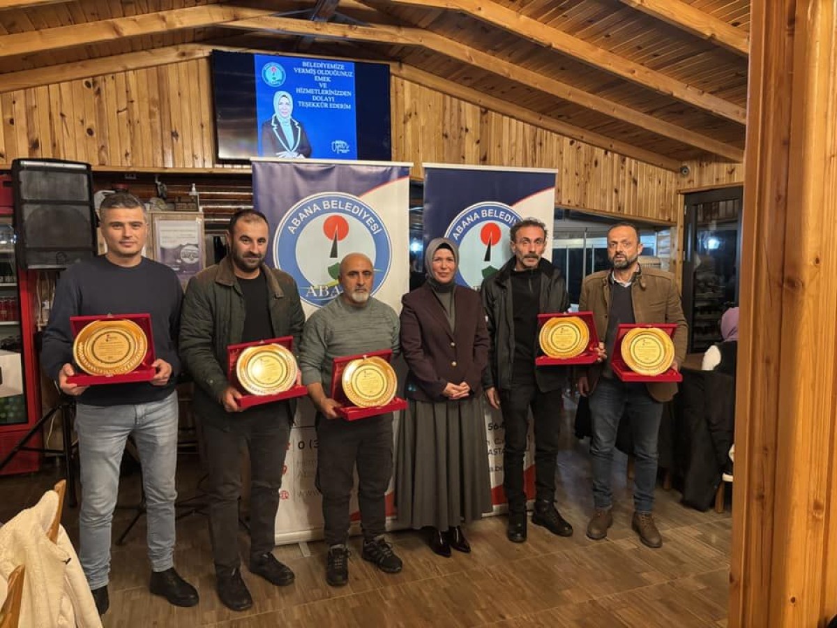 Başkan Seda Oyar, personellerle veda yemeğinde buluştu;