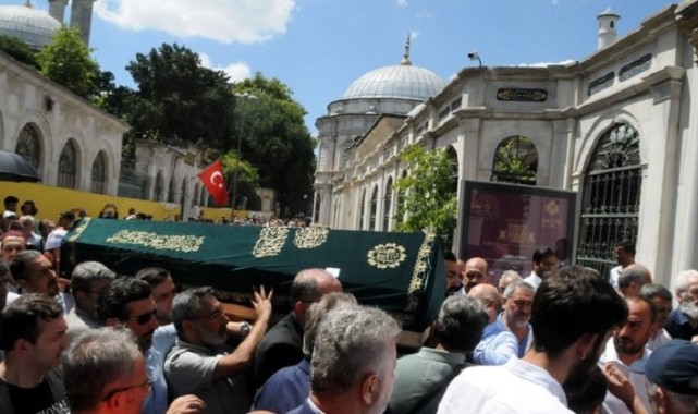 Prof. Dr. Mustafa Sabri Küçükaşçı son yolculuğuna uğurlandı;